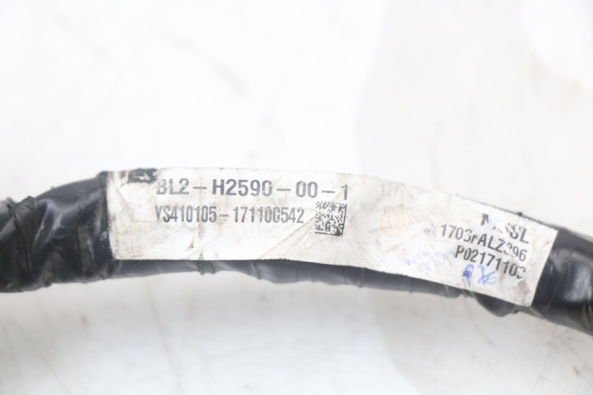 photo de CABLEADO YAMAHA XMAX X-MAX ABS 125 (2017 - 2020) - Detalles de los puntos de fijación