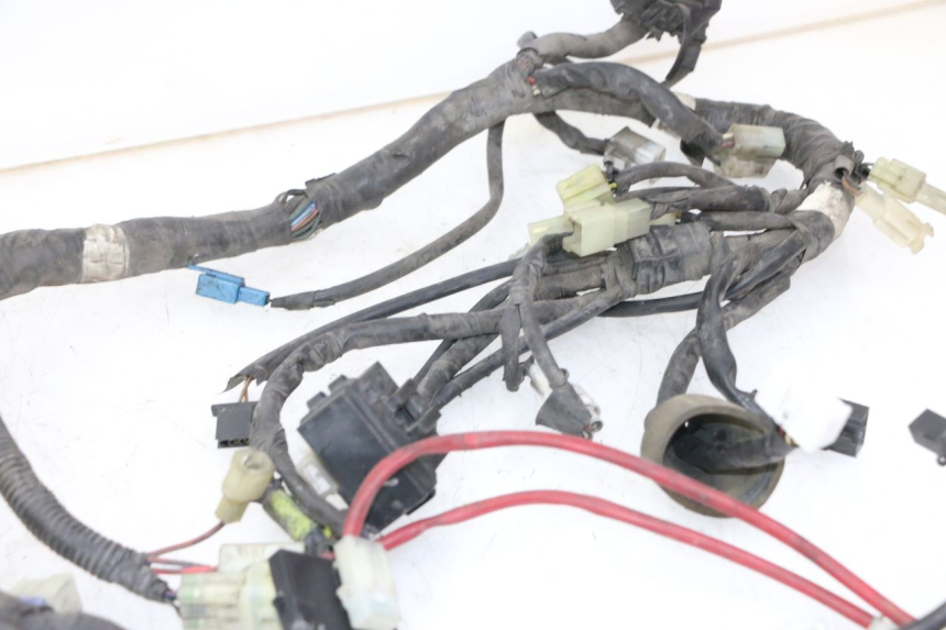 photo de CABLEADO YAMAHA X-MAX XMAX ABS 250 (2010 - 2012) - Detalles de los puntos de fijación