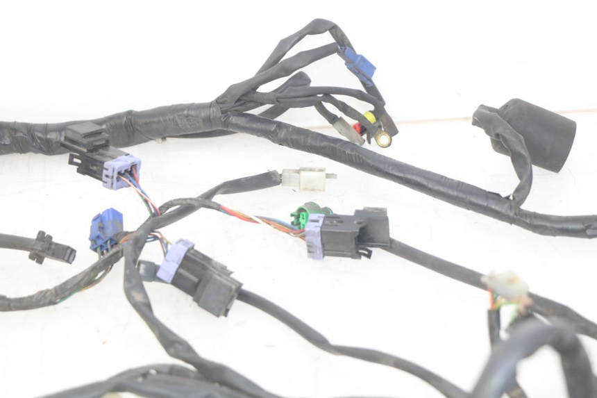 photo de CABLEADO YAMAHA XMAX X-MAX 125 (2006 - 2009) - Otra vista del artículo