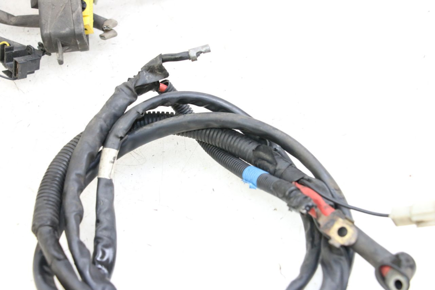 photo de CABLEADO YAMAHA XMAX X-MAX 125 (2006 - 2009) - Otra perspectiva