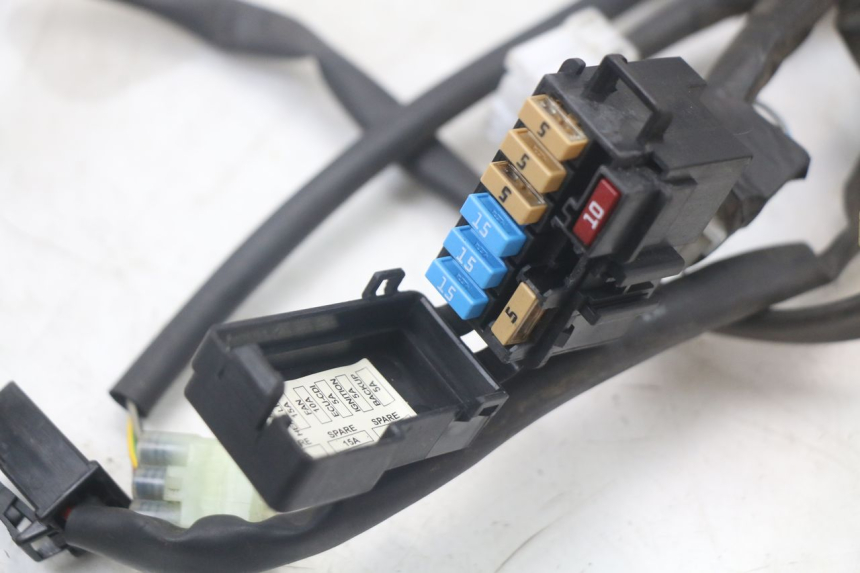 photo de CABLEADO YAMAHA XMAX X-MAX 125 (2006 - 2009) - Otra perspectiva
