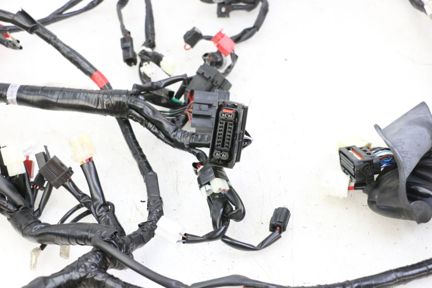 photo de CABLEADO YAMAHA XMAX X-MAX 125 (2021 - 2025) - Recambio usado revisado