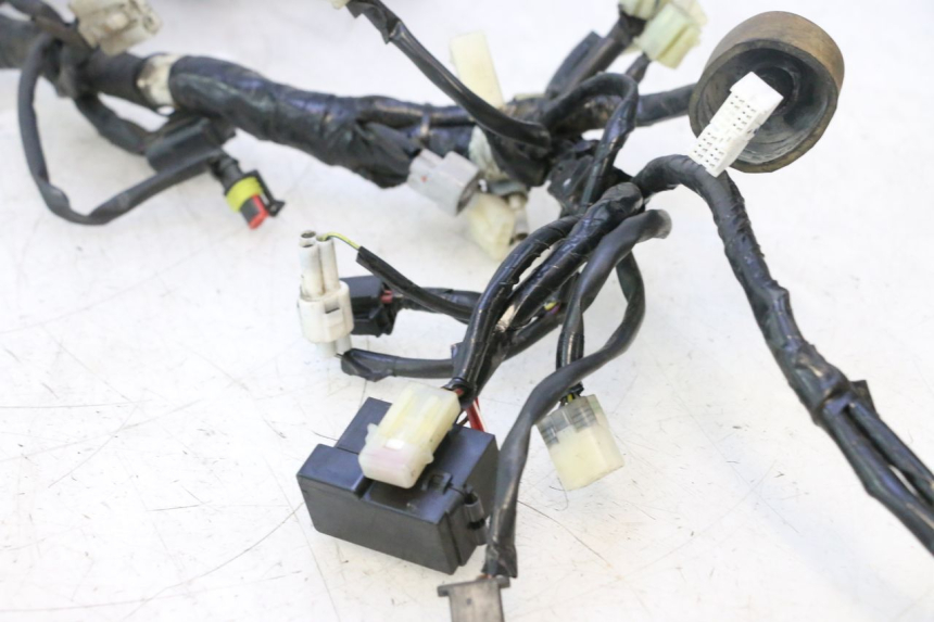 photo de CABLEADO YAMAHA X-MAX XMAX 125 (2010 - 2013) - Características distintivas