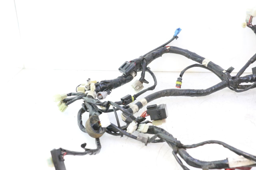 photo de CABLEADO YAMAHA X-MAX XMAX 125 (2010 - 2013) - Primer plano de alta resolución