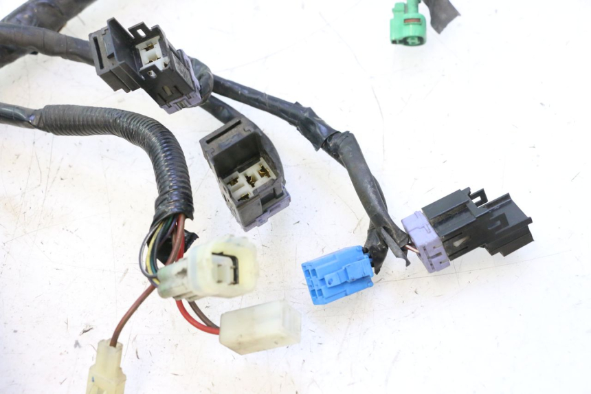 photo de CABLEADO YAMAHA X-MAX XMAX 125 (2010 - 2013) - Estado de la superficie y material