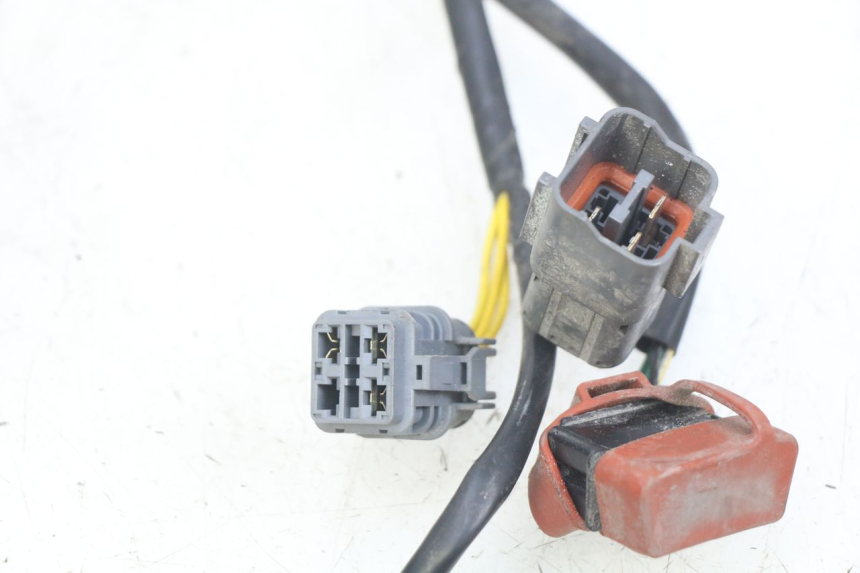 photo de CABLEADO KYMCO X-TOWN XTOWN 125 (2016 - 2021) - Detalles de los puntos de fijación