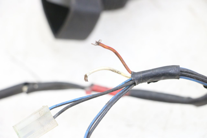 photo de CABLEADO PIAGGIO X10 125 (2012 - 2017) - Estado de la superficie y material
