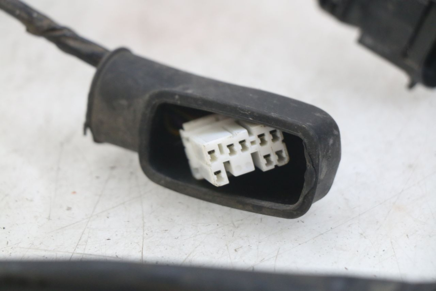photo de CABLEADO PIAGGIO X9 125 (2000 - 2003) - Zoom estado de uso