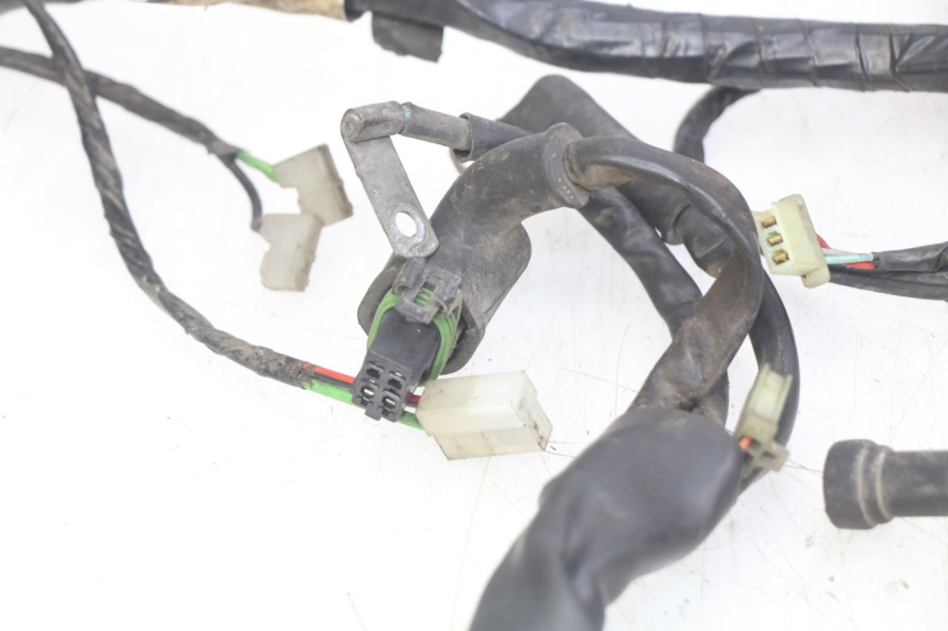 photo de CABLEADO PIAGGIO X9 125 (2000 - 2003) - Detalles de los puntos de fijación