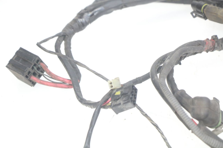 photo de CABLEADO PIAGGIO XEVO - X EVO 125 (2007 - 2017) - Detalles de los puntos de fijación