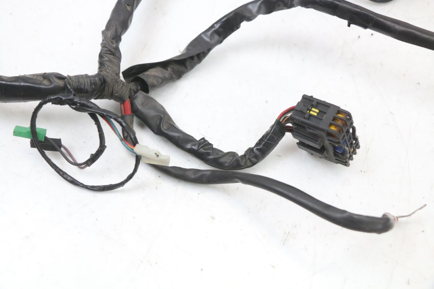 photo de CABLEADO PIAGGIO XEVO - X EVO 125 (2007 - 2017) - Otra perspectiva