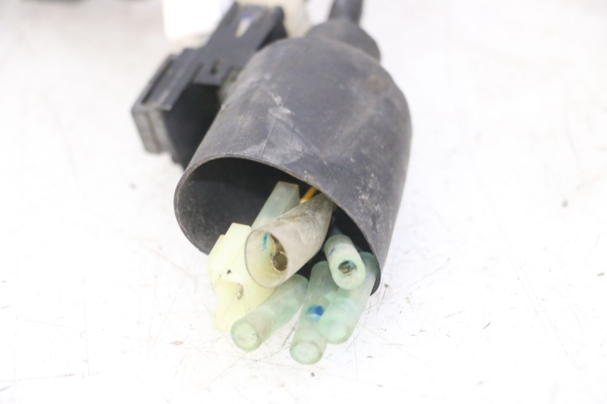 photo de CABLEADO YAMAHA XJ6 ABS 600 (2008 - 2016) - Primer plano de alta resolución