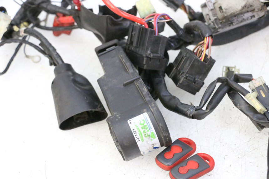 photo de CABLEADO YAMAHA XJ6 ABS 600 (2008 - 2016) - Inspección visual detallada