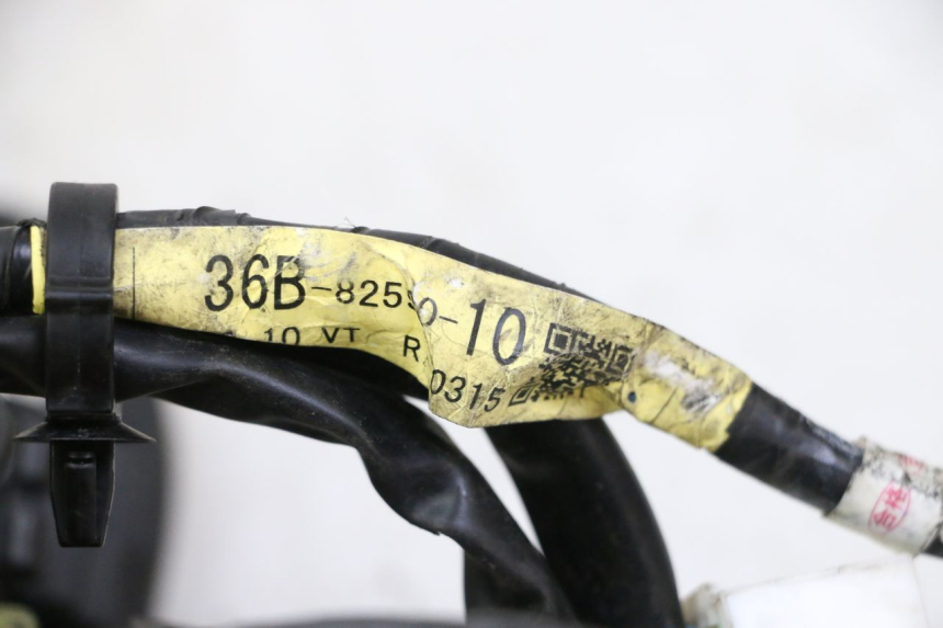 photo de CABLEADO YAMAHA XJ6 ABS 600 (2008 - 2016) - Detalles de los puntos de fijación