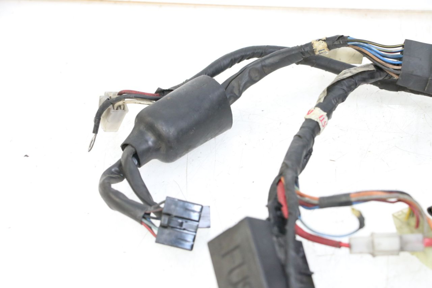 photo de CABLEADO YAMAHA XJ600 XJ DIVERSION 600 (1992 - 1997) - Primer plano técnico