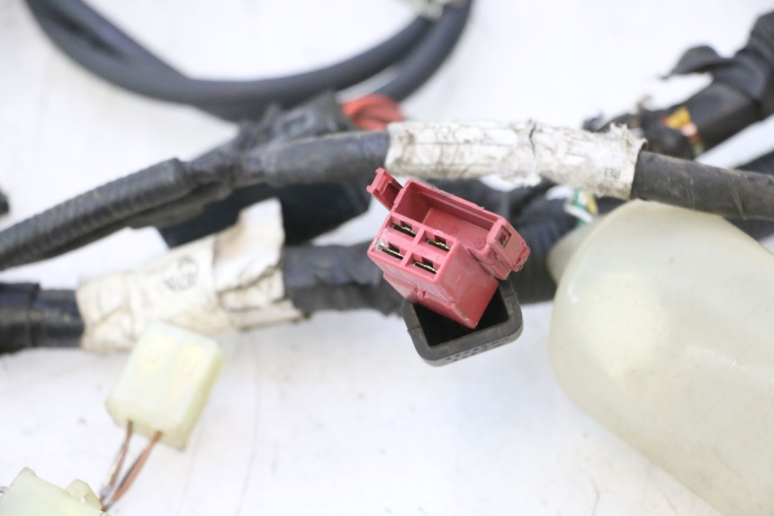 photo de CABLEADO HONDA XLV VARADERO 125 (2007 - 2012) - Primer plano de alta resolución