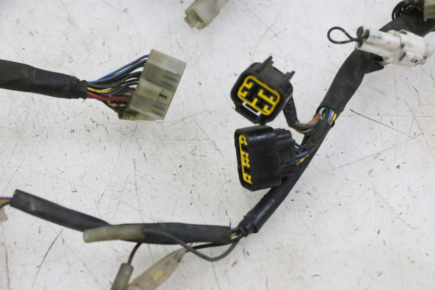 photo de CABLEADO YAMAHA FZS FAZER 600 (2001 - 2003) - Otra perspectiva