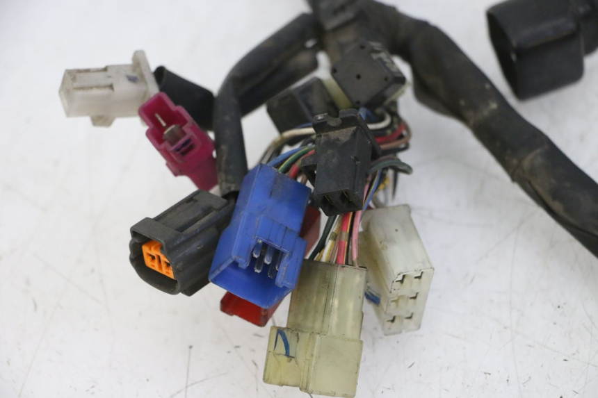 photo de CABLEADO YAMAHA FZS FAZER 600 (2001 - 2003) - Primer plano técnico