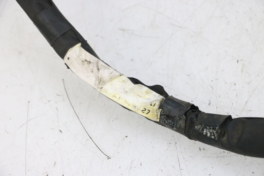 photo de CABLEADO YAMAHA FZS FAZER 600 (2001 - 2003) - Detalles de los puntos de fijación