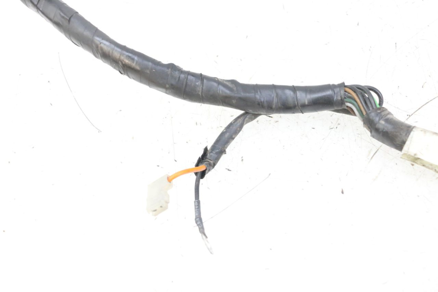 photo de CABLEADO YAMAHA NEO'S NEOS 2T EASY 50 (2013 - 2016) - Detalles de los puntos de fijación