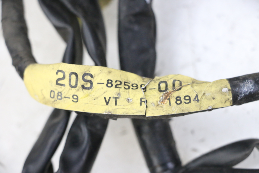 photo de CABLEADO YAMAHA XJ6 600 (2008 - 2016) - Enfoque en la estructura