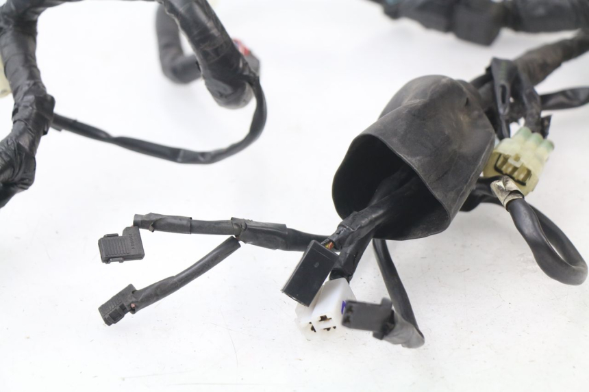 photo de CABLEADO YAMAHA YZF R 125 (2008 - 2013) - Otra perspectiva
