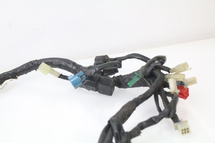 photo de CABLEADO YAMAHA YZF R 125 (2008 - 2013) - Detalles de los puntos de fijación