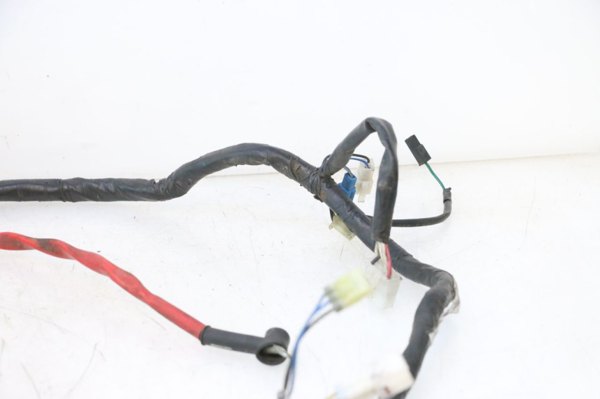 photo de CABLEADO YAMAHA YP MAJESTY 125 (2007 - 2010) - Zoom sobre los componentes