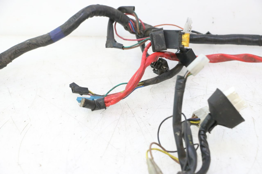 photo de CABLEADO YAMAHA YP MAJESTY 125 (2007 - 2010) - Primer plano de alta resolución