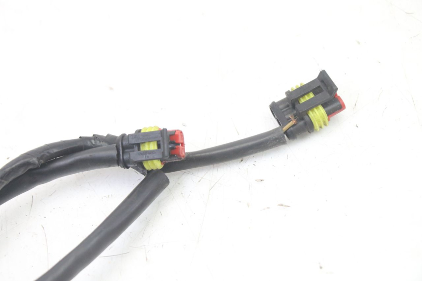photo de CABLEADO YAMAHA YP X-MAX XMAX 400 (2014 - 2017) - Enfoque en la estructura