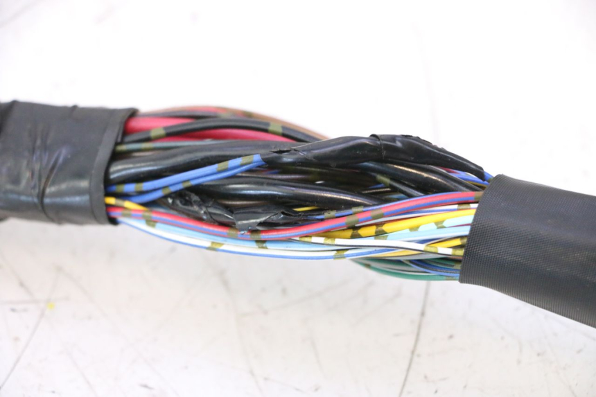 photo de CABLEADO YAMAHA YZF R6 600 (2008 - 2009) - Otra vista del artículo