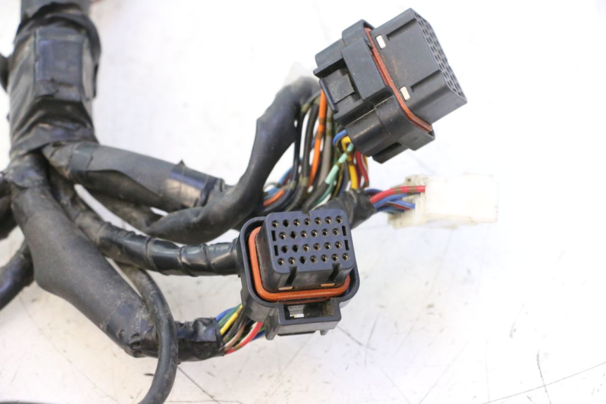 photo de CABLEADO YAMAHA YZF R6 600 (2008 - 2009) - Estado de la superficie y material