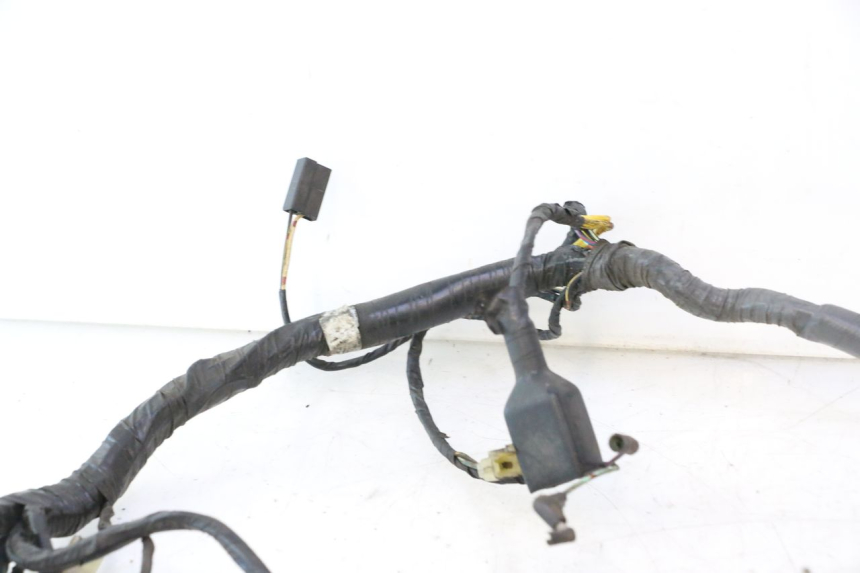photo de CABLEADO KAWASAKI ZZR 600 (1995 - 2004) - Primer plano técnico