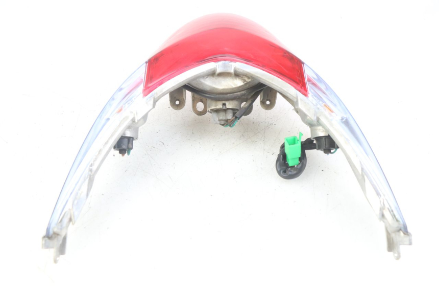 photo de LUZ TRASERA KYMCO AGILITY 16+ 4T 50 (2018 - 2023) - Estado de la superficie y material