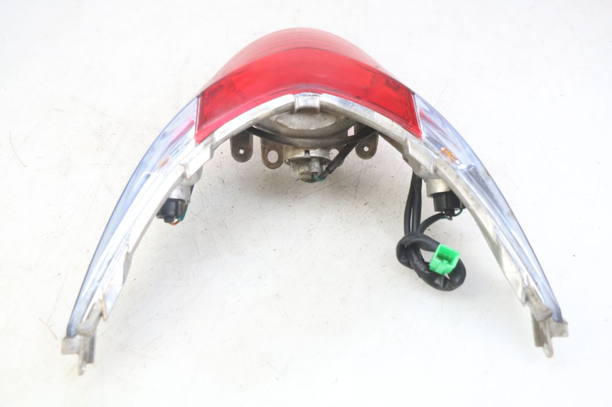 photo de LUZ TRASERA KYMCO AGILITY 16+ 4T 50 (2018 - 2023) - Recambio usado revisado