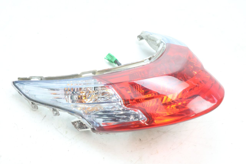 photo de LUZ TRASERA KYMCO AGILITY 16+ 4T 50 (2018 - 2023) - Zoom estado de uso