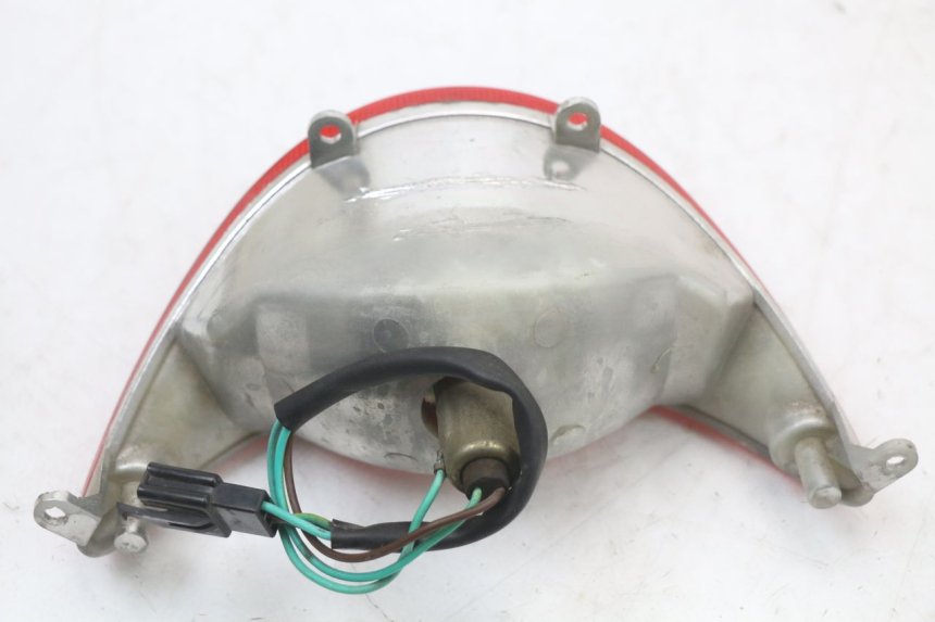 photo de LUZ TRASERA KYMCO AGILITY 4T 50 (2005 - 2018) - Otra perspectiva