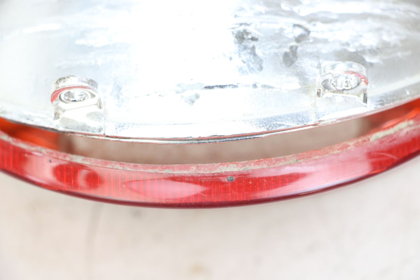 photo de LUZ TRASERA KYMCO AGILITY 4T 50 (2018 - 2022) - Zoom estado de uso