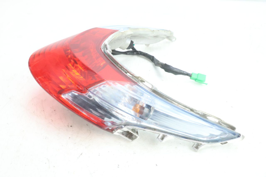 photo de LUZ TRASERA KYMCO AGILITY CITY 16P 125 (2015 - 2024) - Otra perspectiva