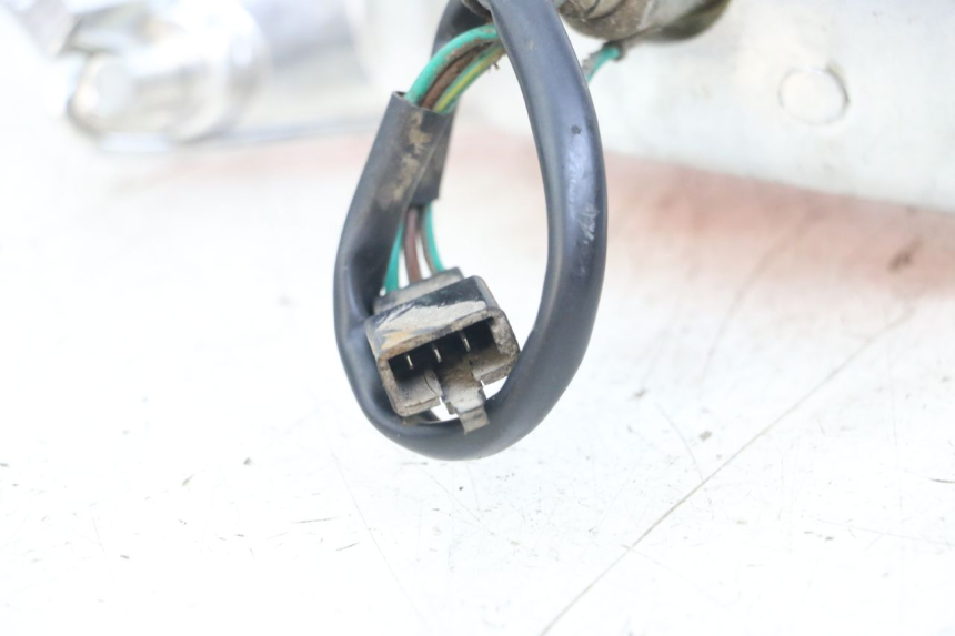 photo de LUZ TRASERA KYMCO AGILITY FR 2T 50 (2012 - 2017) - Zoom estado de uso