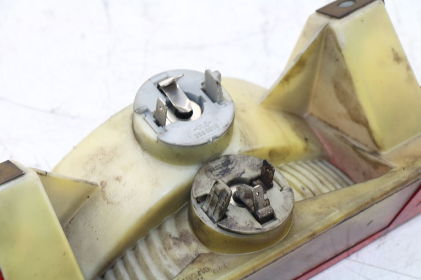 photo de FARO TRASERO BMW K LT ABS 1100 (1990 - 1996) - Estado de la superficie y material