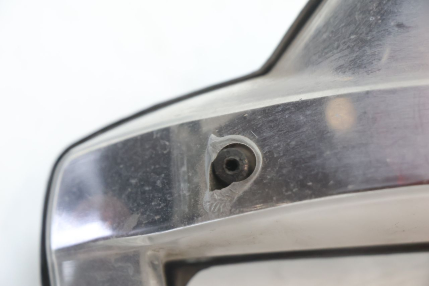 photo de LUZ TRASERA MBK BOOSTER SPIRIT 50 (1999 - 2003) - Detalle de la pieza
