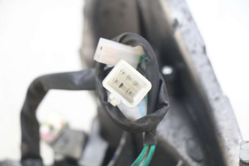 photo de LUZ TRASERA BAOTIAN BT 49 QT-9 50 (2006 - 2010) - Zoom estado de uso