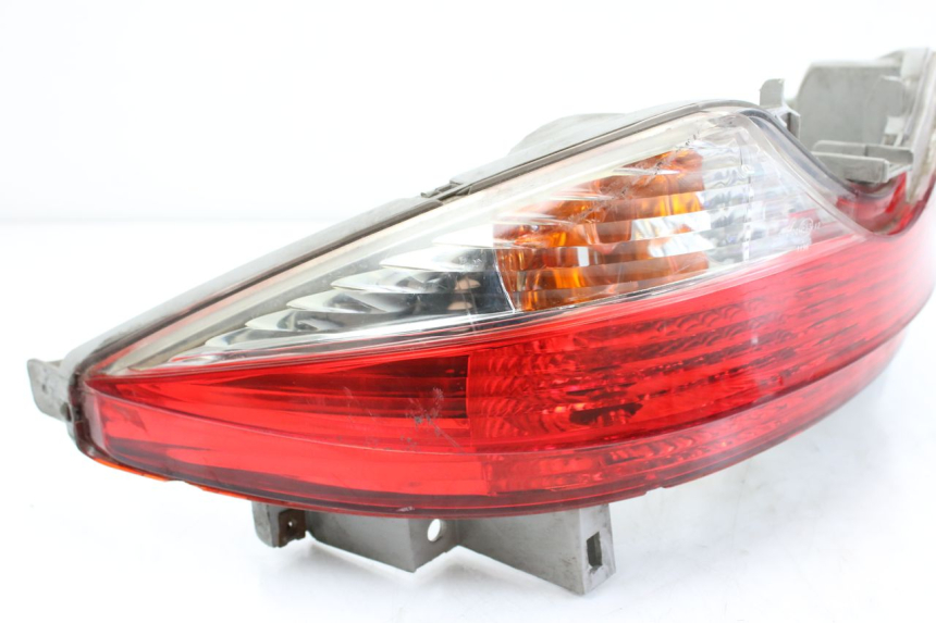 photo de LUZ TRASERA SUZUKI BURGMAN 125 (2007 - 2014) - Zoom estado de uso