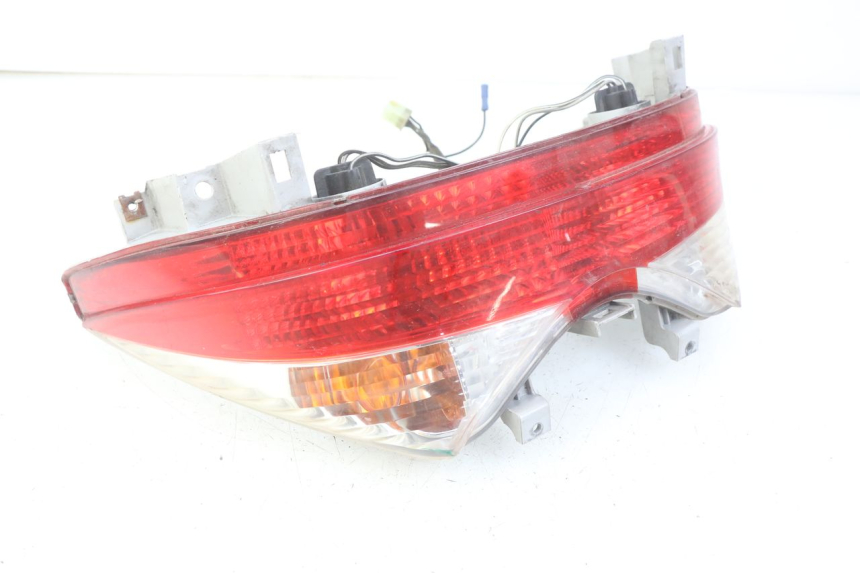 photo de LUZ TRASERA SUZUKI BURGMAN 125 (2007 - 2014) - Zoom estado de uso