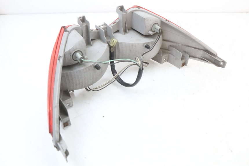 photo de LUZ TRASERA SUZUKI BURGMAN 125 (2007 - 2014) - Vista general del producto