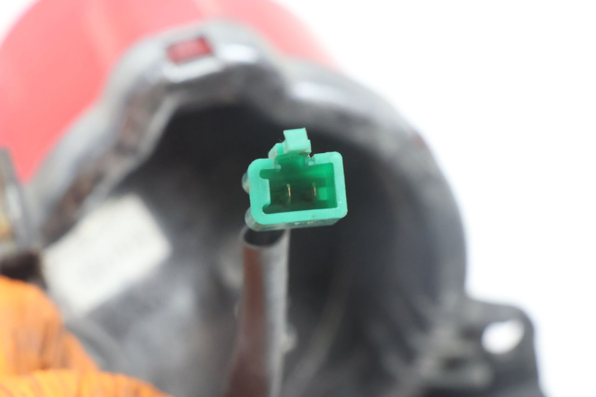photo de LUZ TRASERA YAMAHA BW'S BWS 125 (2010 - 2013) - Estado de la superficie y material
