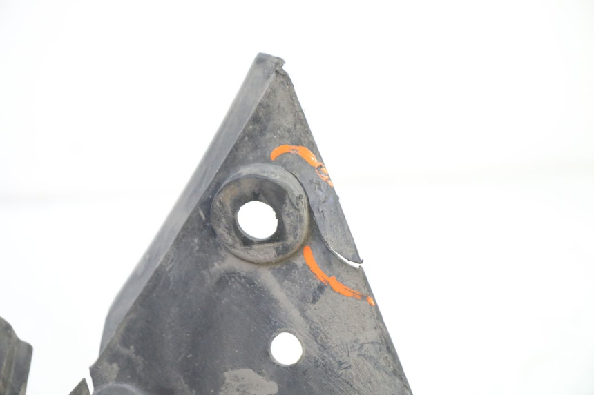 photo de LUZ TRASERA YAMAHA BW'S 100 (1999 - 2002) - Recambio usado revisado