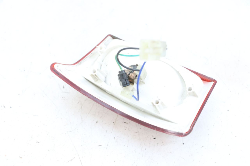 photo de LUZ TRASERA YAMAHA BW'S EASY 50 (2013 - 2016) - Primer plano técnico