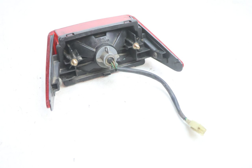 photo de LUZ TRASERA HONDA CB TWO FIFTY 250 (1991 - 2002) - Características distintivas